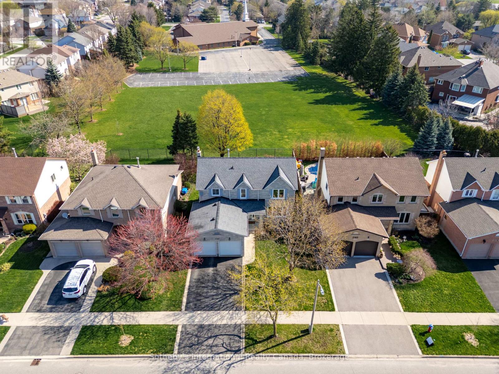 2185 VISTA DRIVE — photo 36