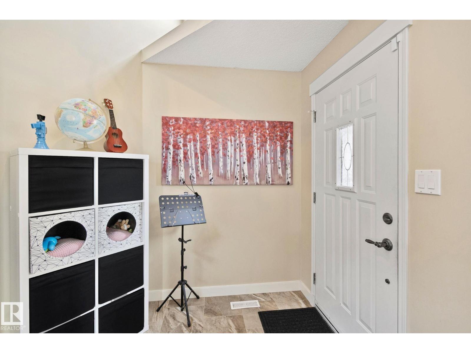 13817 131A AV NW, Edmonton