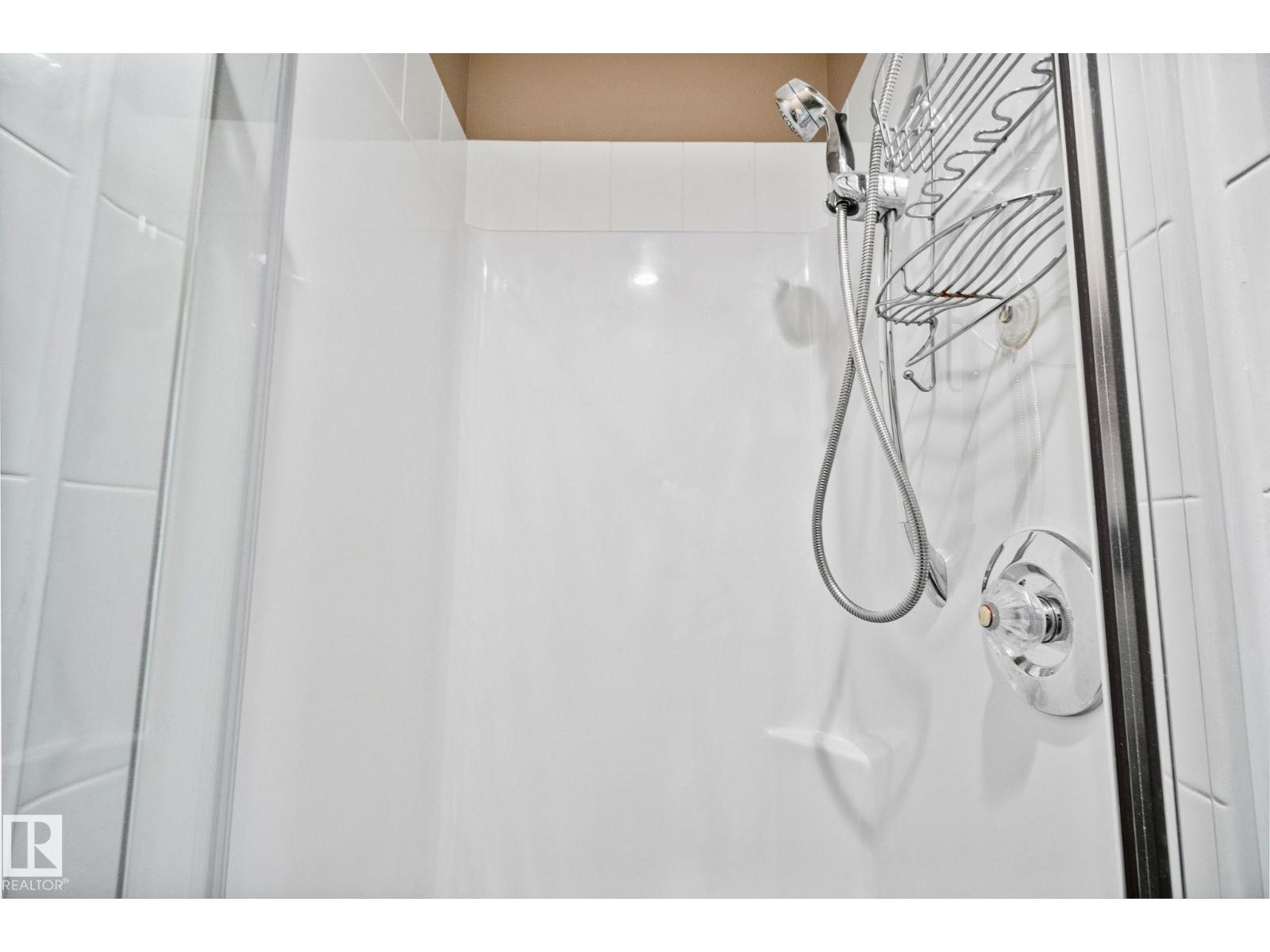 13817 131A AV NW, Edmonton