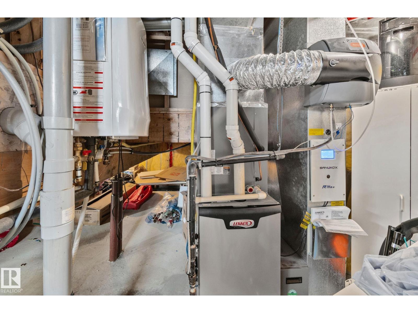 13817 131A AV NW, Edmonton