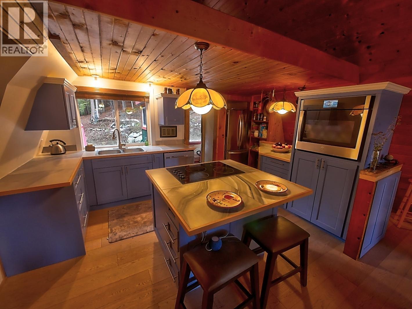 1608 ZWICKY Road - 2