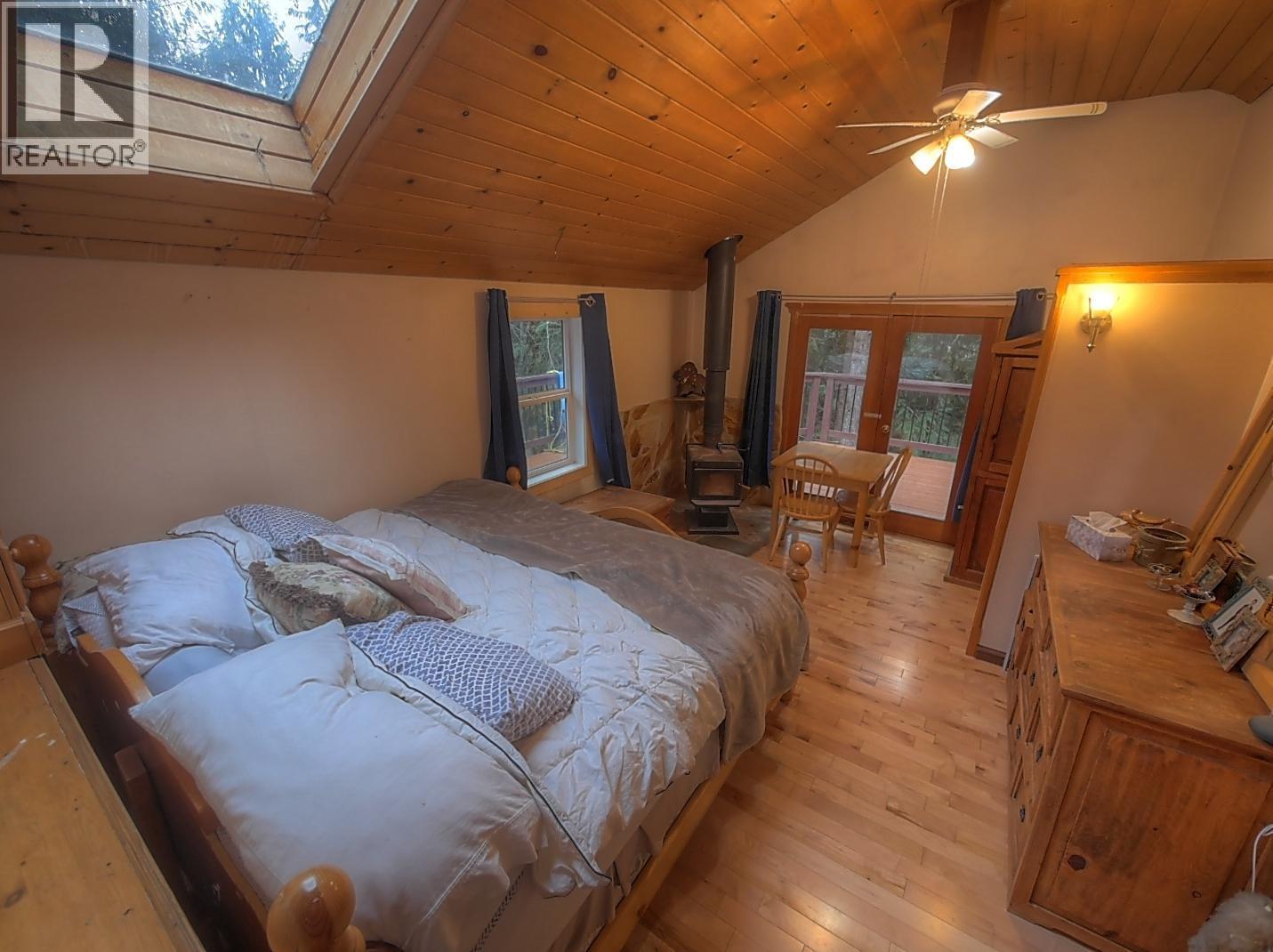 1608 ZWICKY Road - 5