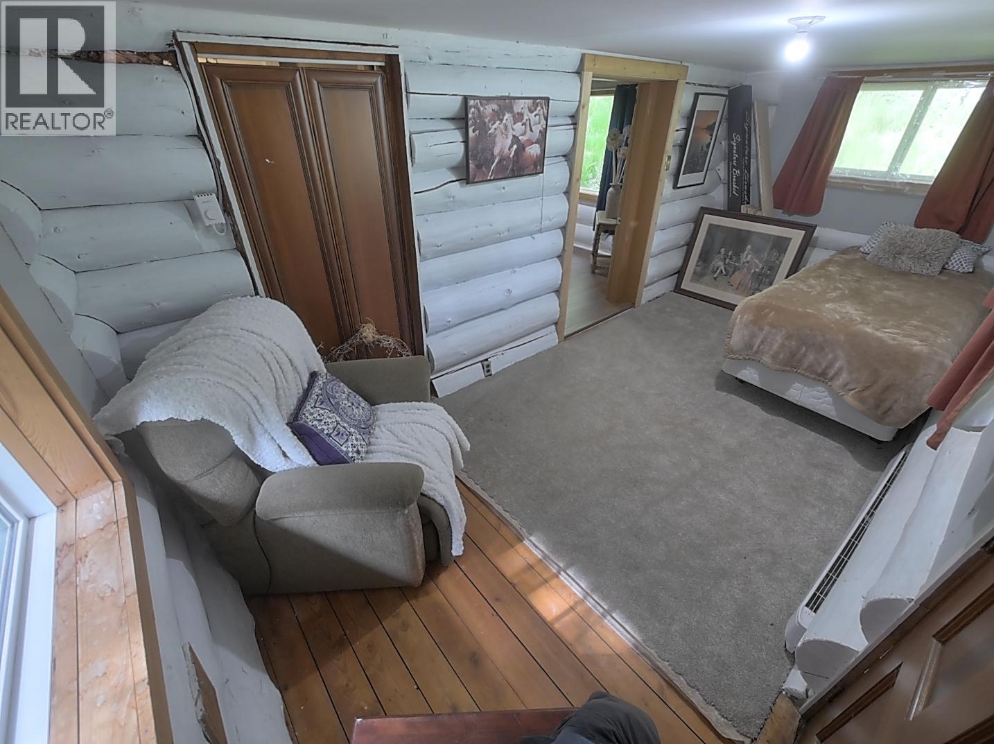 1608 ZWICKY Road - 6