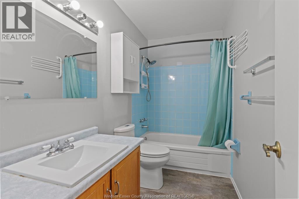 10 BALMORAL COURT, Kingston, Ontario, K7M7S9 — Photo 21