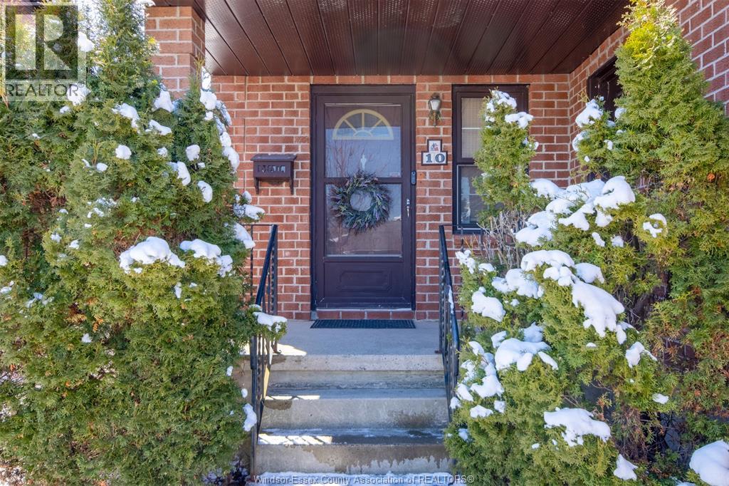 10 BALMORAL COURT, Kingston, Ontario, K7M7S9 — Photo 3