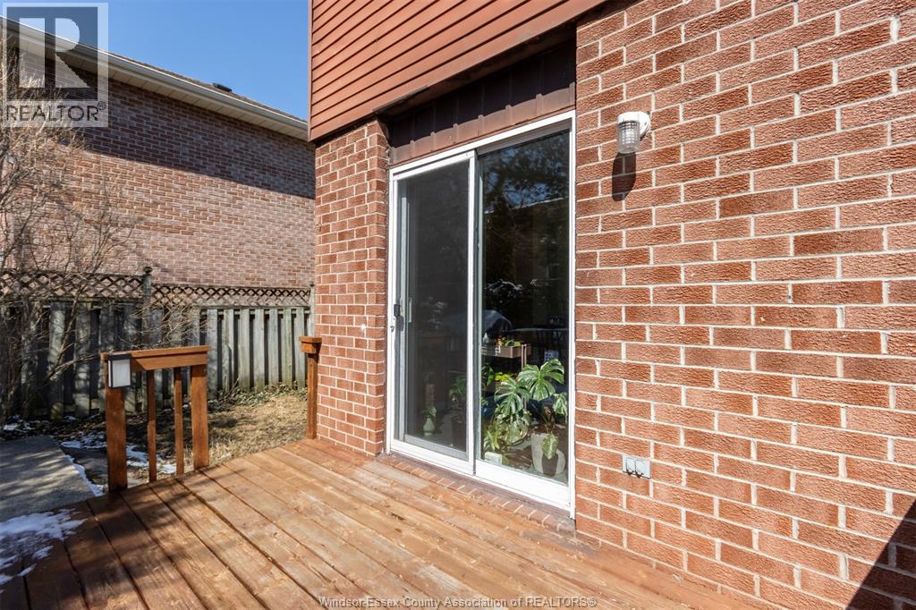 10 BALMORAL COURT, Kingston, Ontario, K7M7S9 — Photo 32