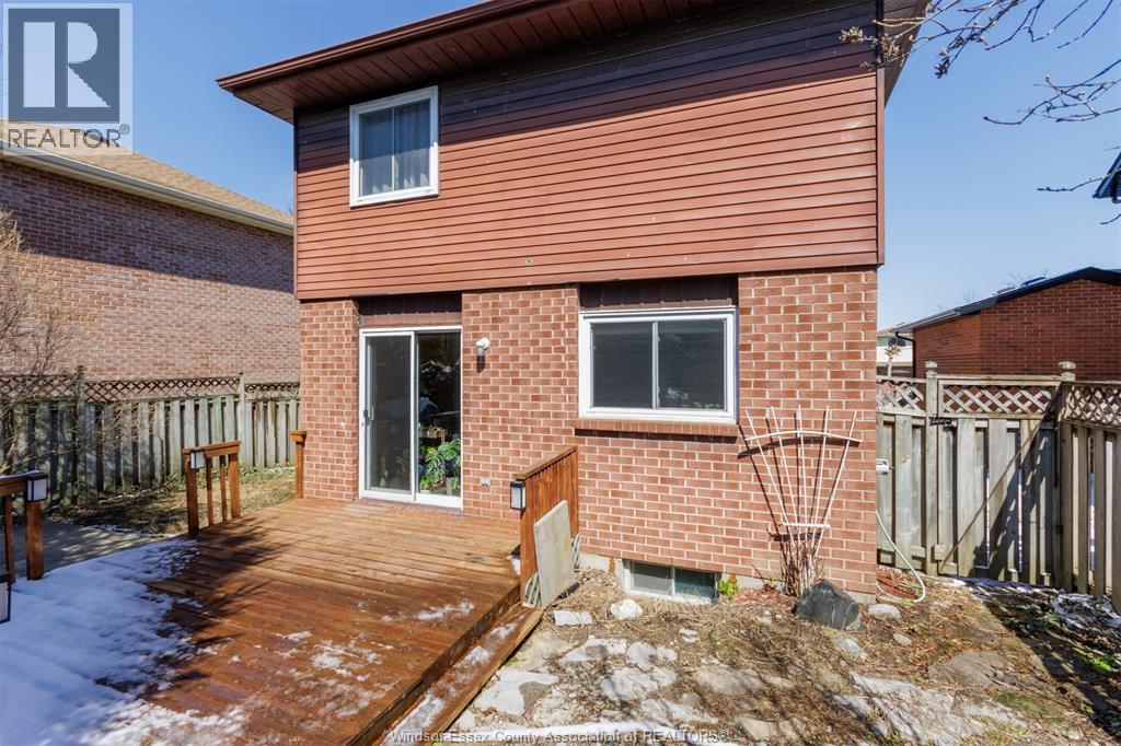 10 BALMORAL COURT, Kingston, Ontario, K7M7S9 — Photo 34
