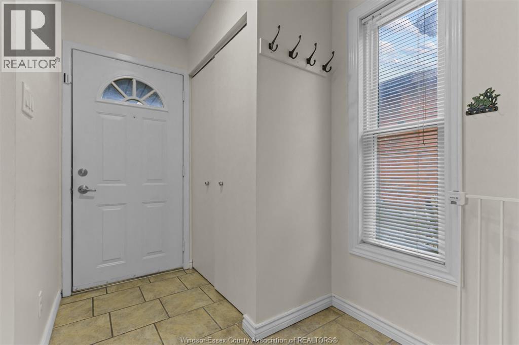 10 BALMORAL COURT, Kingston, Ontario, K7M7S9 — Photo 4