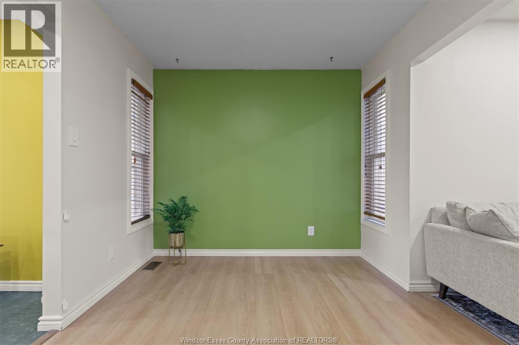 10 BALMORAL COURT, Kingston, Ontario, K7M7S9 — Photo 9