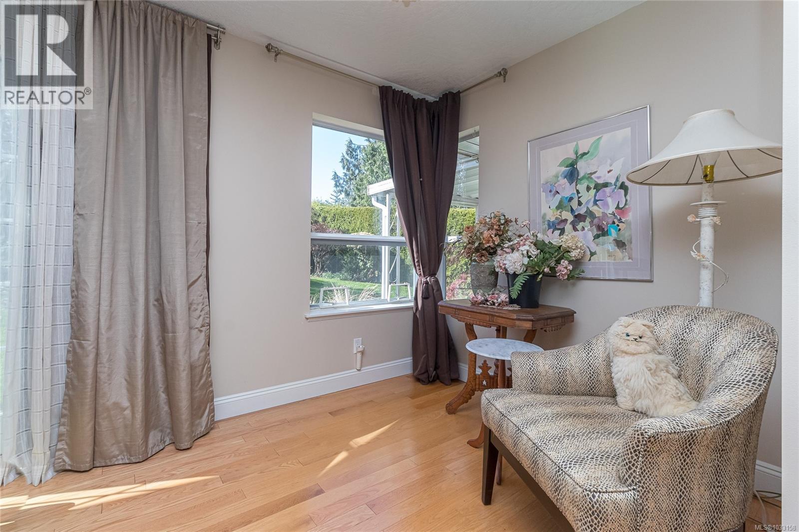 3678 Arbutus Dr N - 28