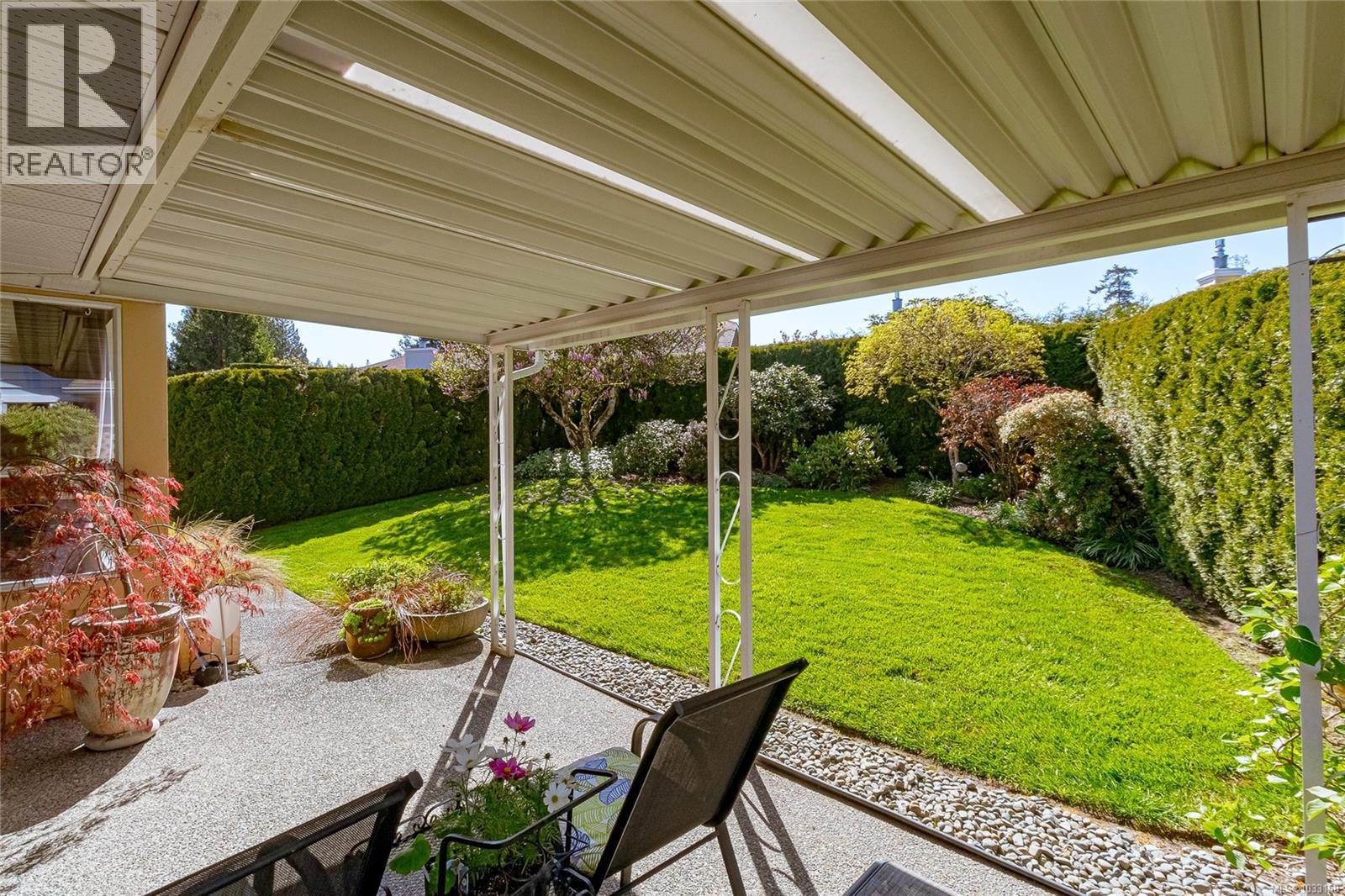 3678 Arbutus Dr N - 41