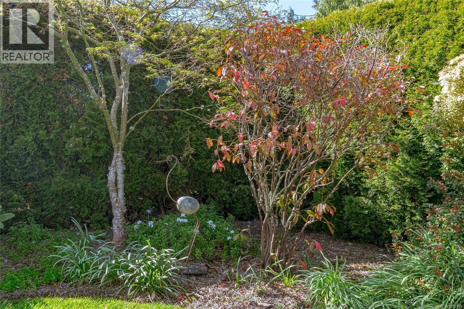 3678 Arbutus Dr N - 46