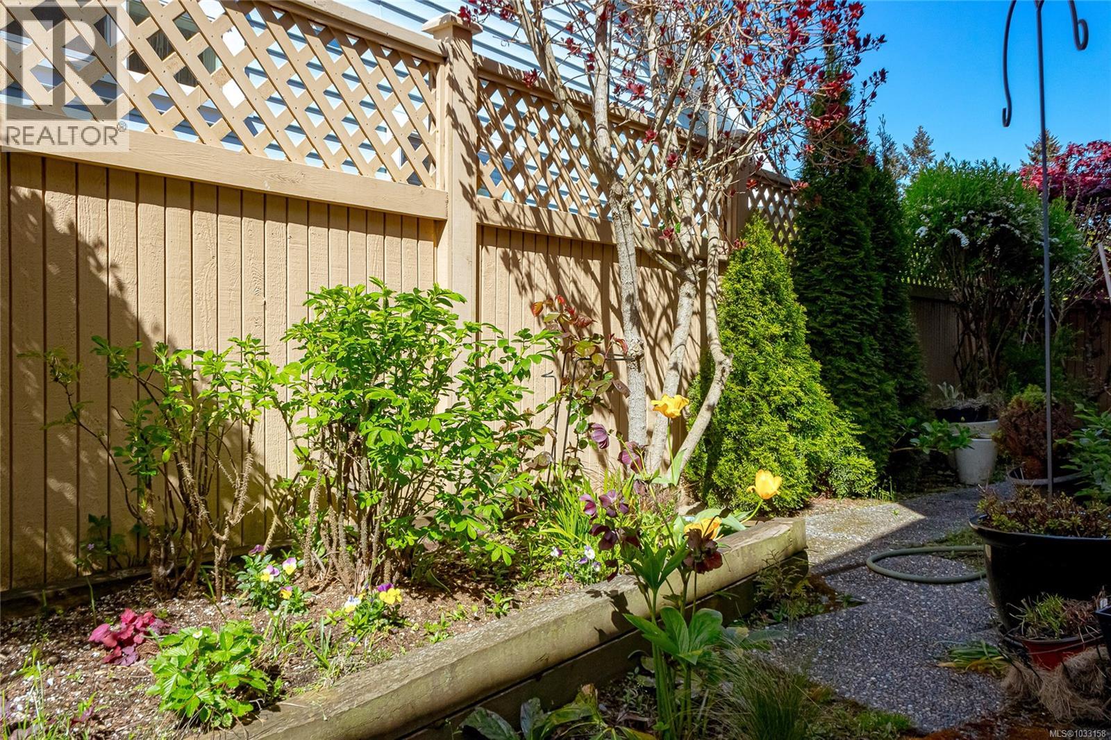 3678 Arbutus Dr N - 48