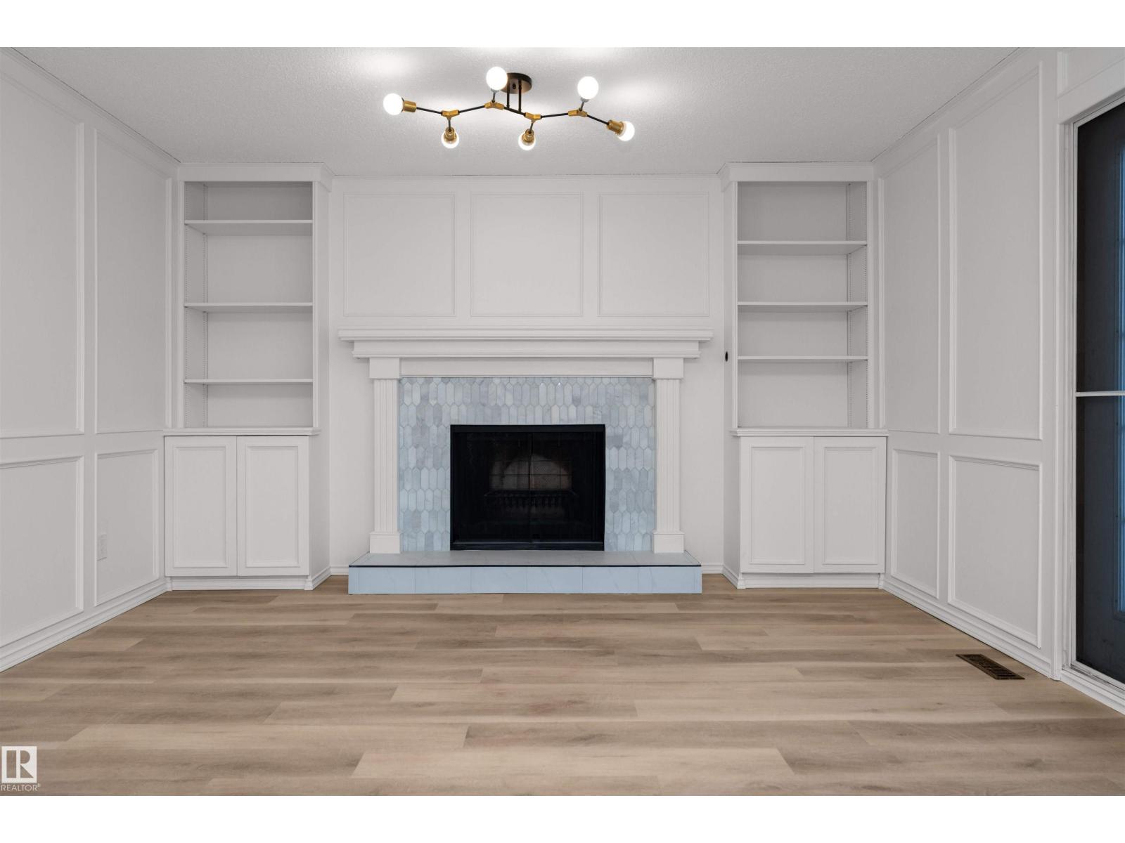 3208 130 AV NW, Edmonton