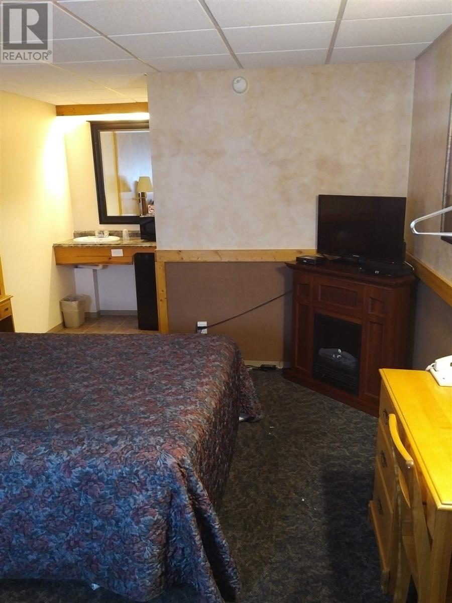 164 Mission RD, Wawa, Ontario, P0S1K0 — Photo 11
