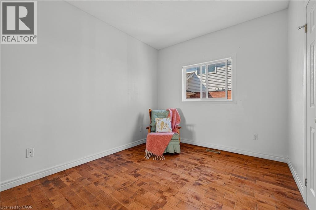 14 HEARTHBRIDGE Street - 16