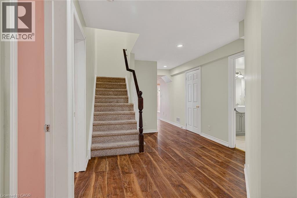 14 HEARTHBRIDGE Street - 35