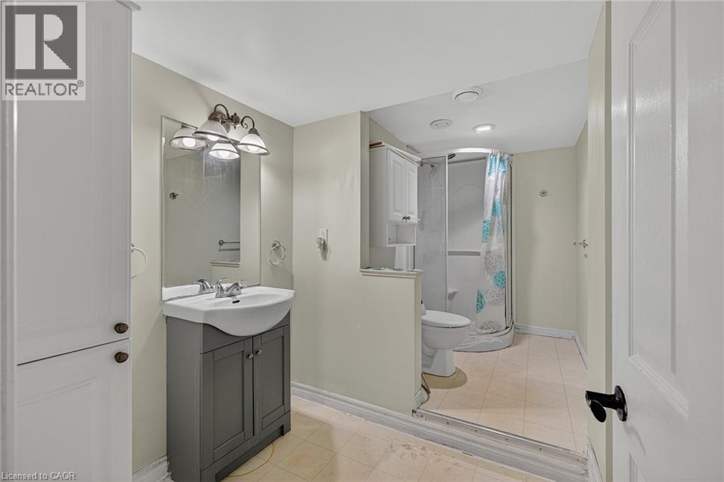14 HEARTHBRIDGE Street - 43