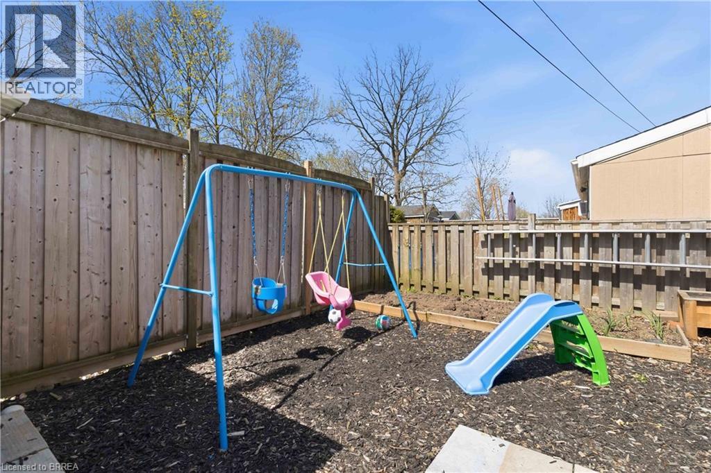 7 ONTARIO Street, Brantford, Ontario, N3S2B7 — Photo 36