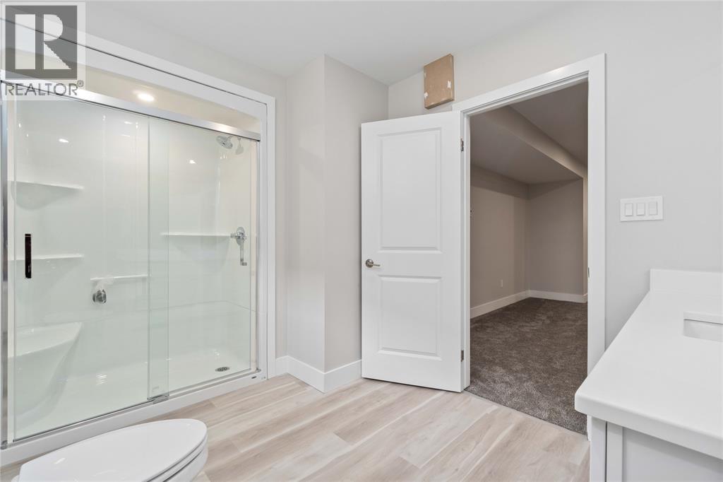 3560 BRITT BOULEVARD - 37