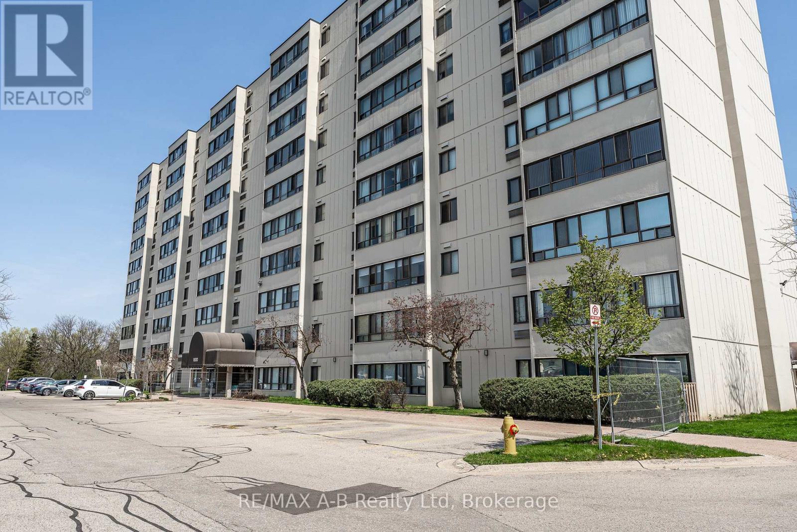 #301 1600 ADELAIDE STREET N - 1
