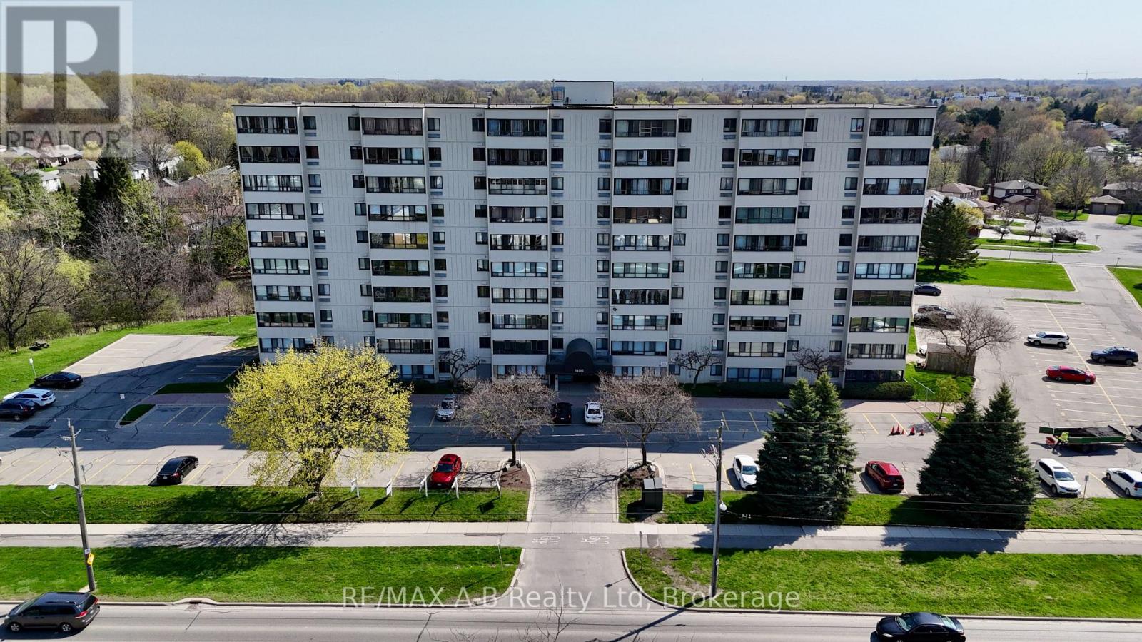 #301 1600 ADELAIDE STREET N - 2
