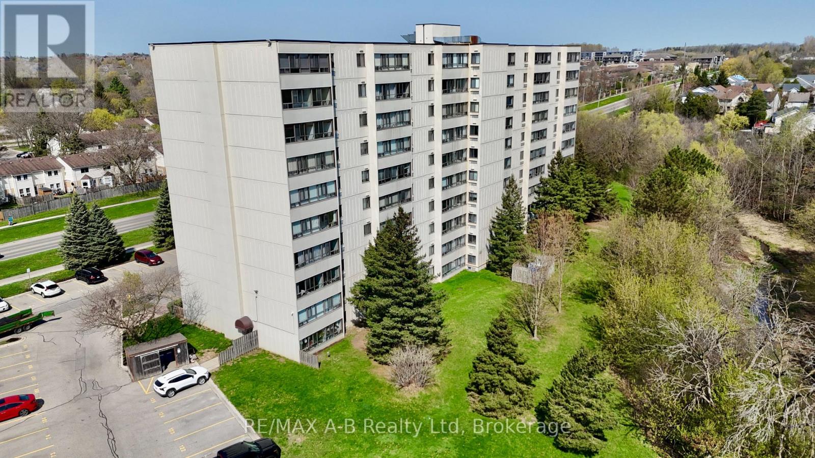 #301 1600 ADELAIDE STREET N - 40
