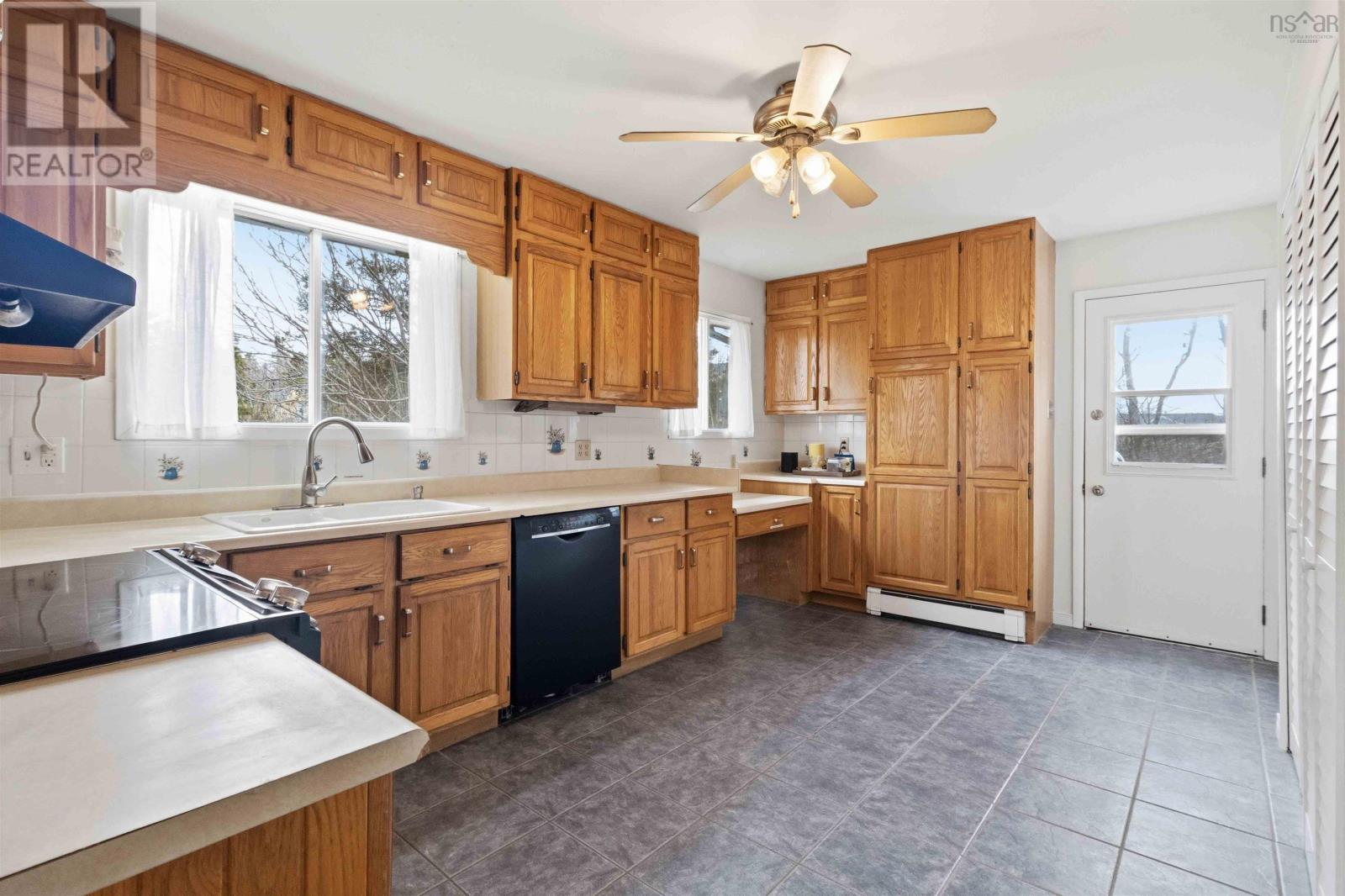 Property 19 of 45 of 31 Francis Drive