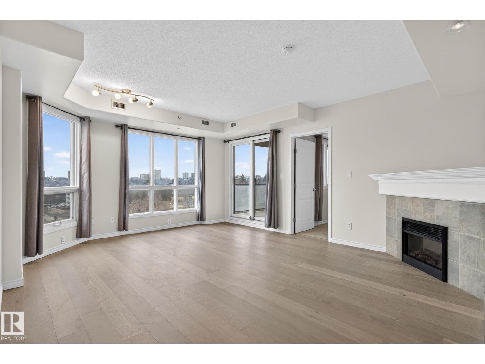 #702 9707 106 ST NW, Edmonton