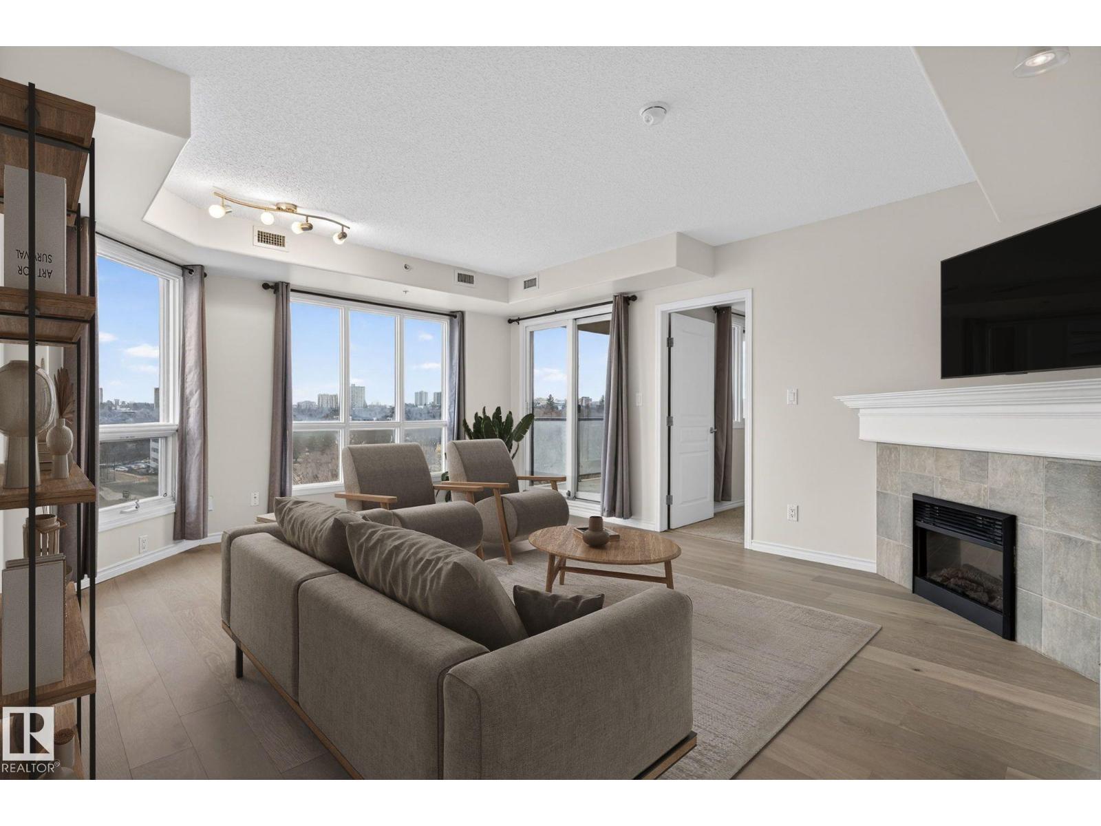 #702 9707 106 ST NW, Edmonton