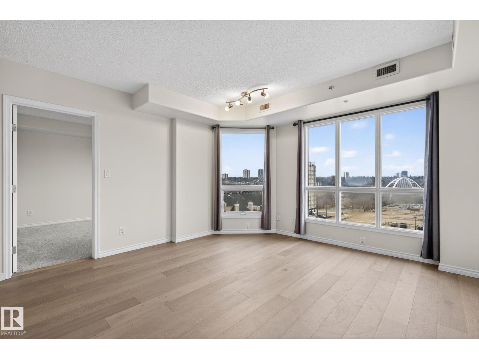 #702 9707 106 ST NW, Edmonton