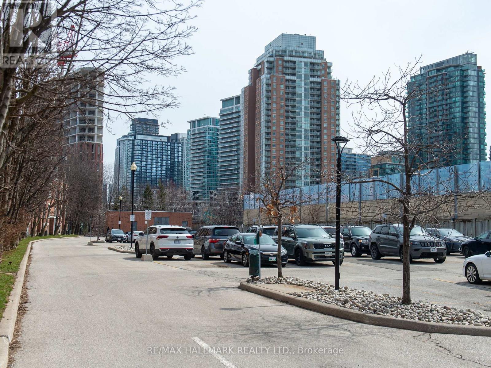 2705 - 27 SUDBURY STREET — photo 26