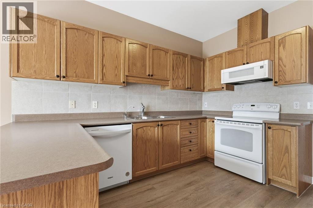 130 SOUTHBROOK Drive Unit# 30 — photo 9