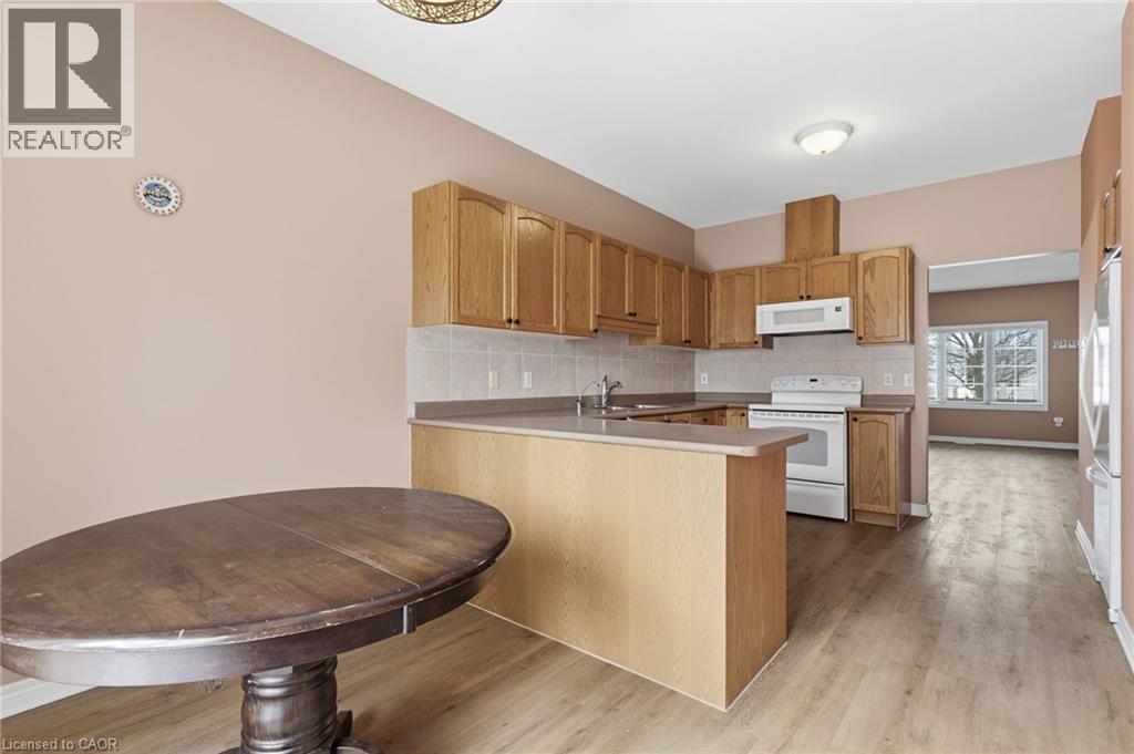 130 SOUTHBROOK Drive Unit# 30 — photo 11