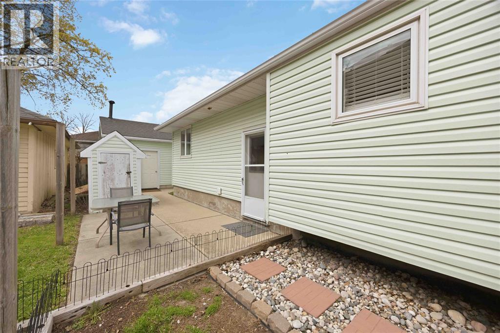 165 TALFOURD STREET, Sarnia, Ontario, N7T1N6 — Photo 33
