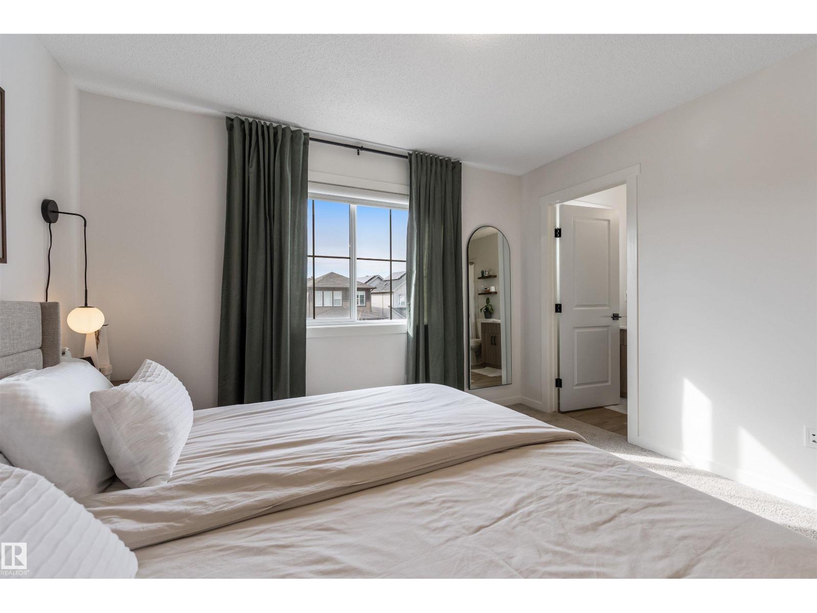 1199 KESWICK DR SW, Edmonton