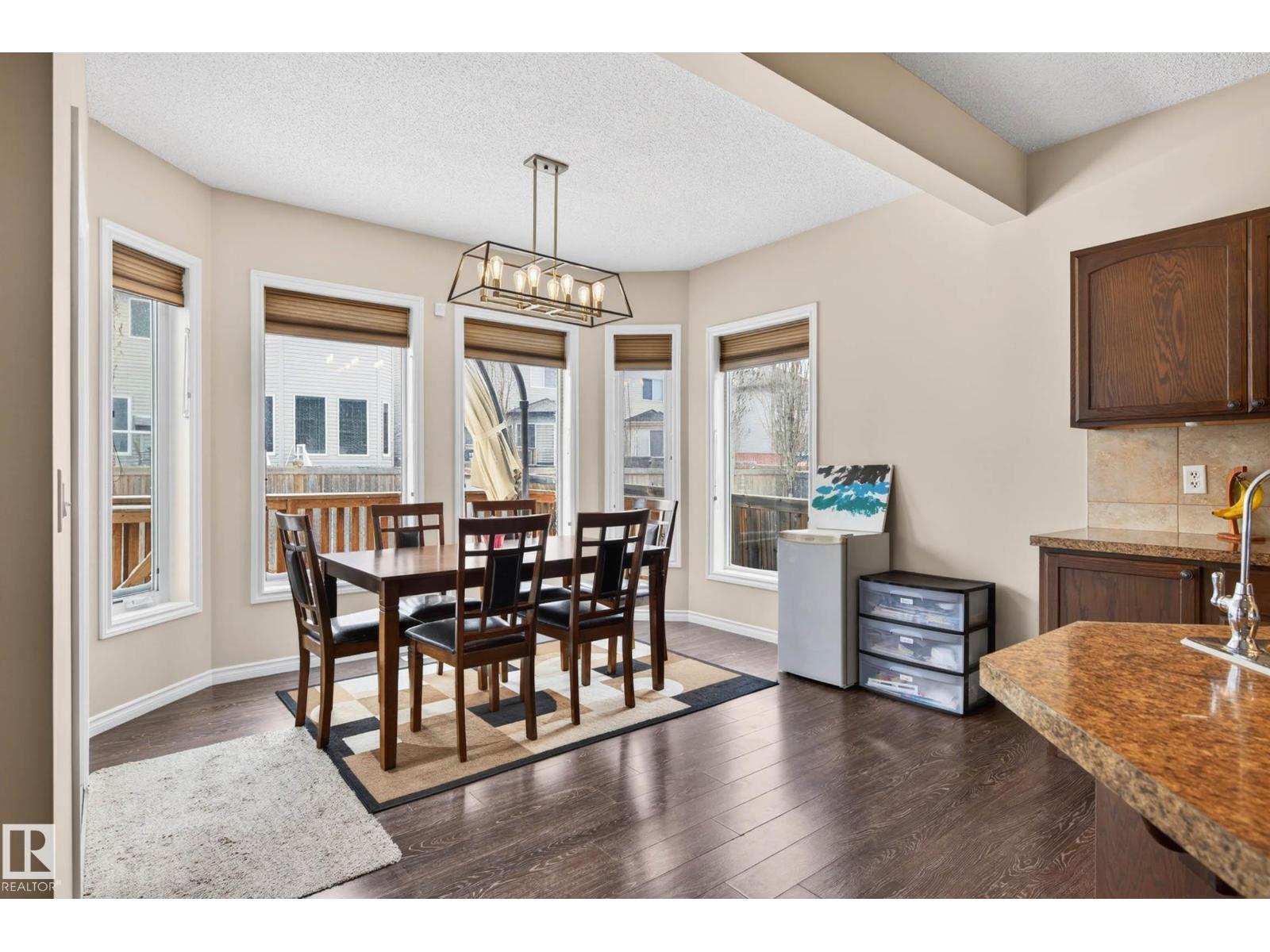 3233 21A AV NW, Edmonton