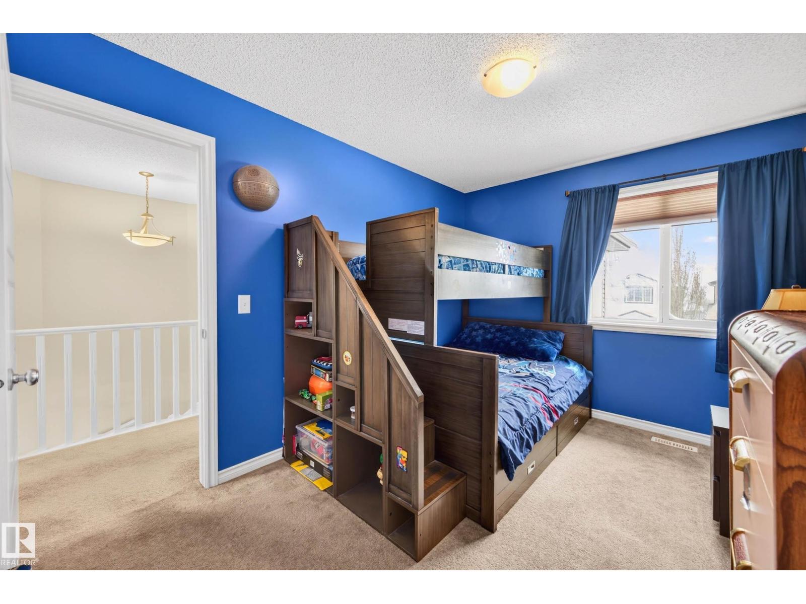 3233 21A AV NW, Edmonton