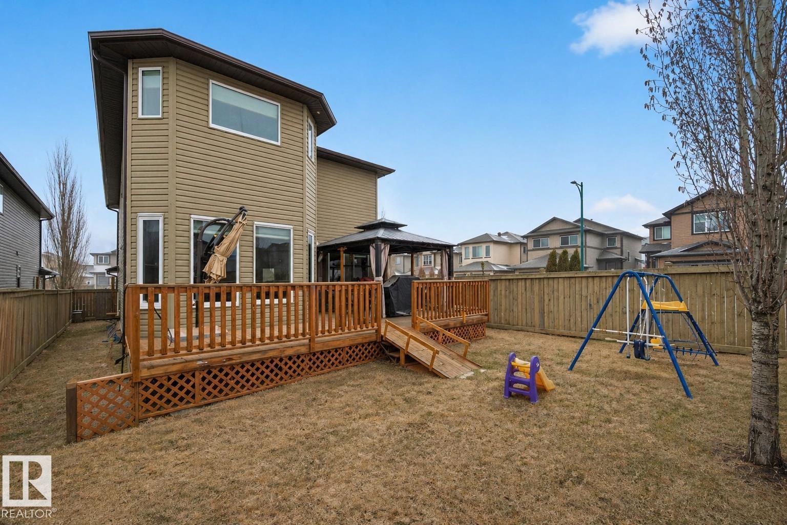 3233 21A AV NW, Edmonton