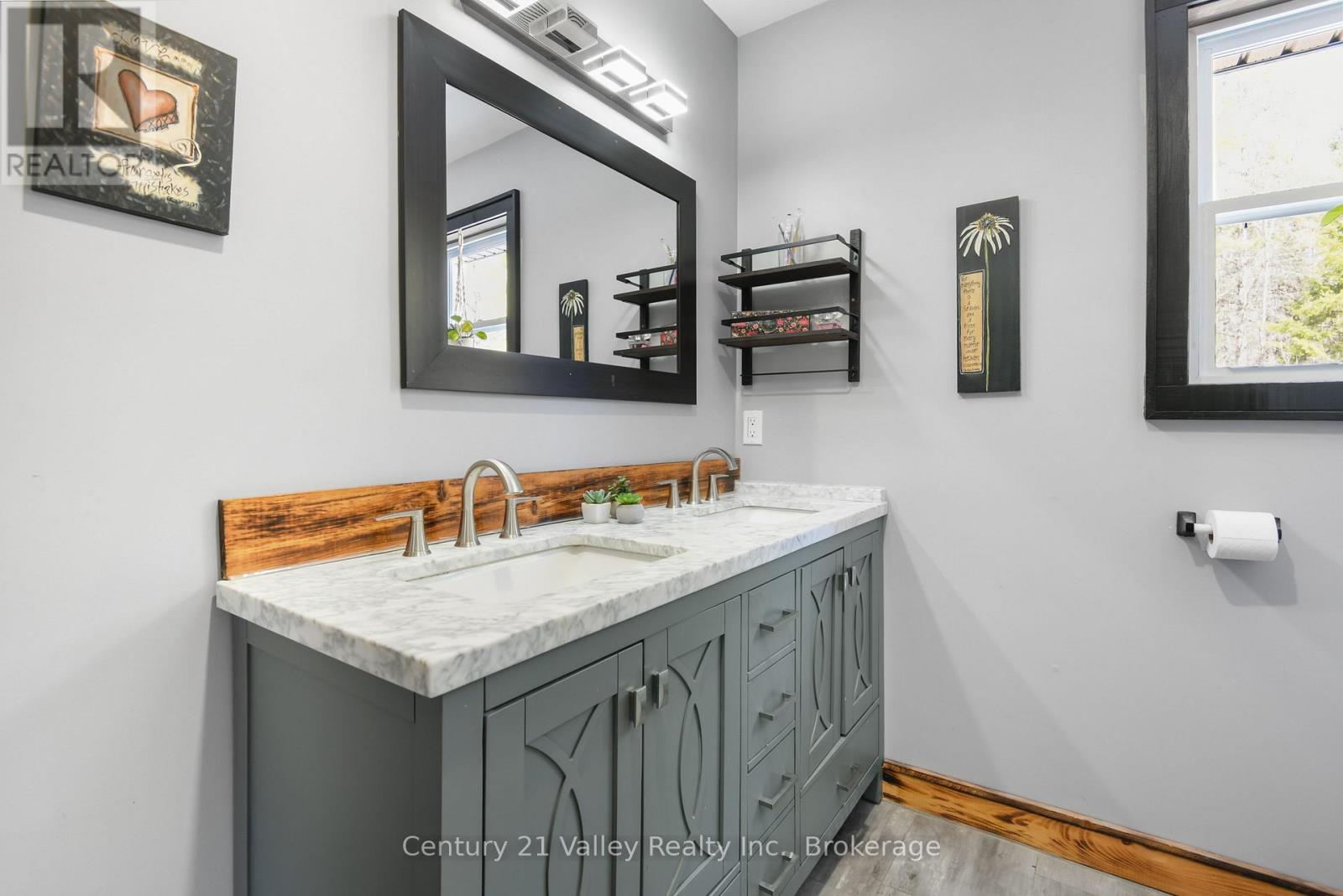 Double sinks