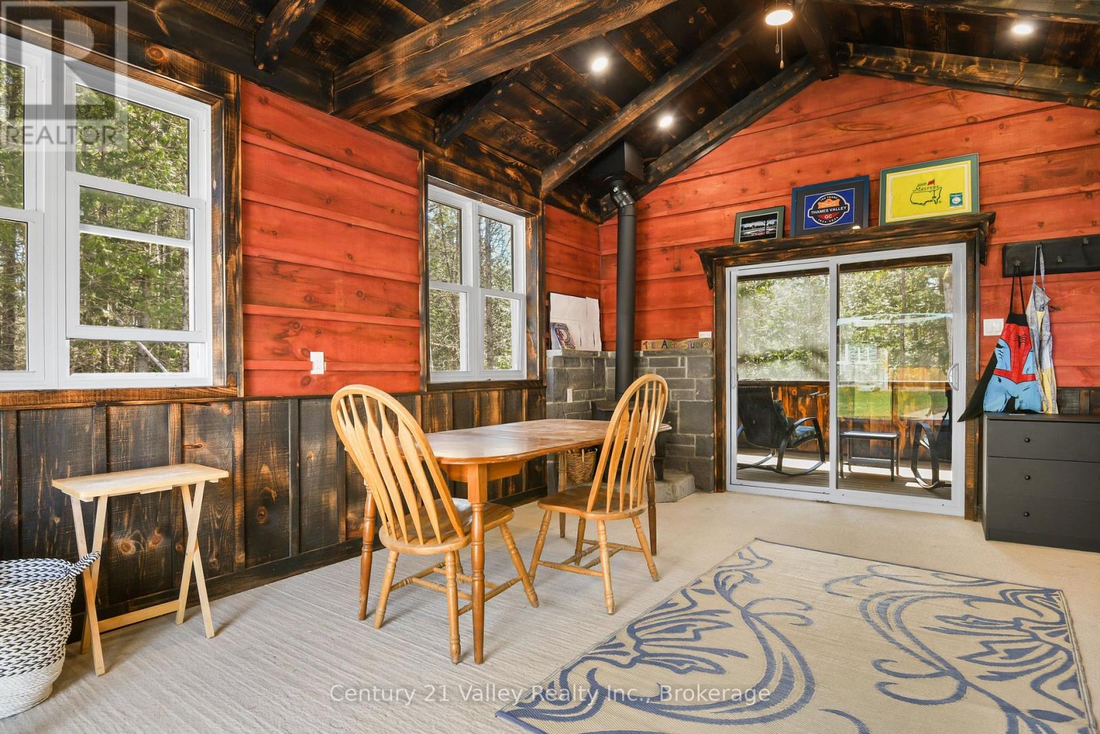 wonderful for guests or hobbies