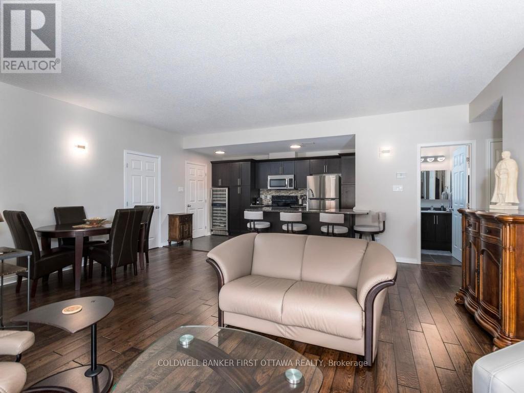 2 Bed, 2 Bath House for Sale in Ottawa – E – 100 ARTESA PRIVATE, Ottawa – MLS# X13044326 - Image 13