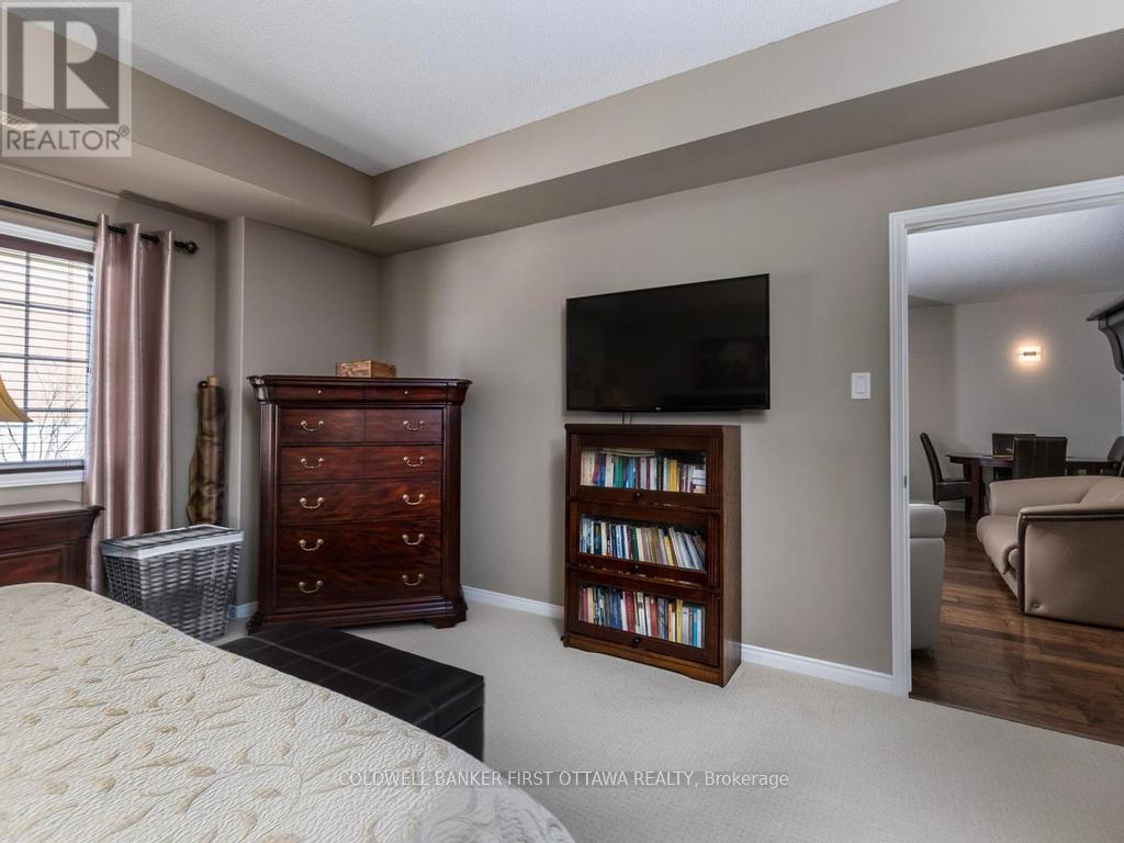 2 Bed, 2 Bath House for Sale in Ottawa – E – 100 ARTESA PRIVATE, Ottawa – MLS# X13044326 - Image 18
