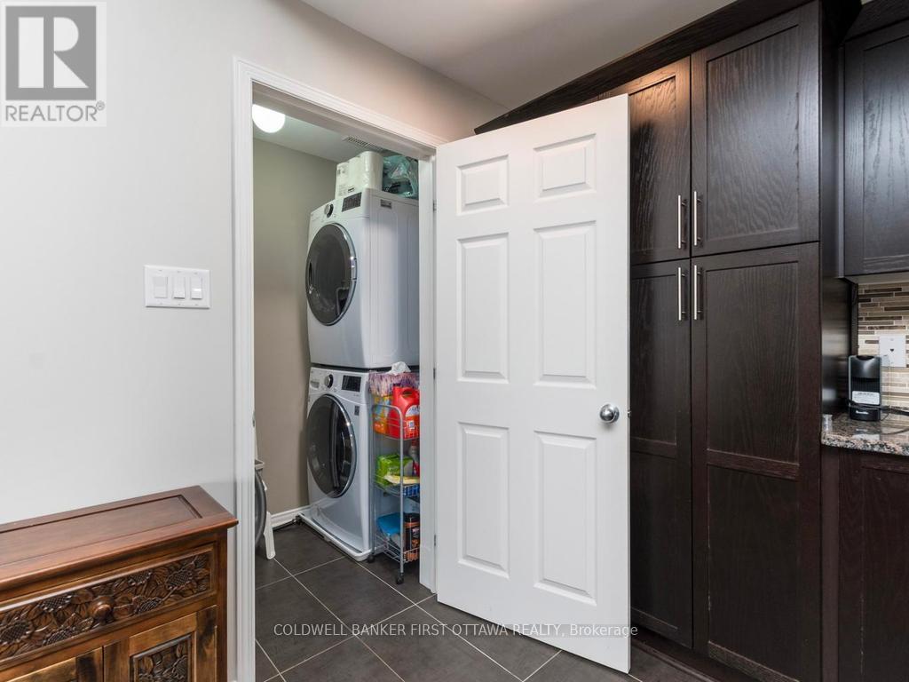 2 Bed, 2 Bath House for Sale in Ottawa – E – 100 ARTESA PRIVATE, Ottawa – MLS# X13044326 - Image 24