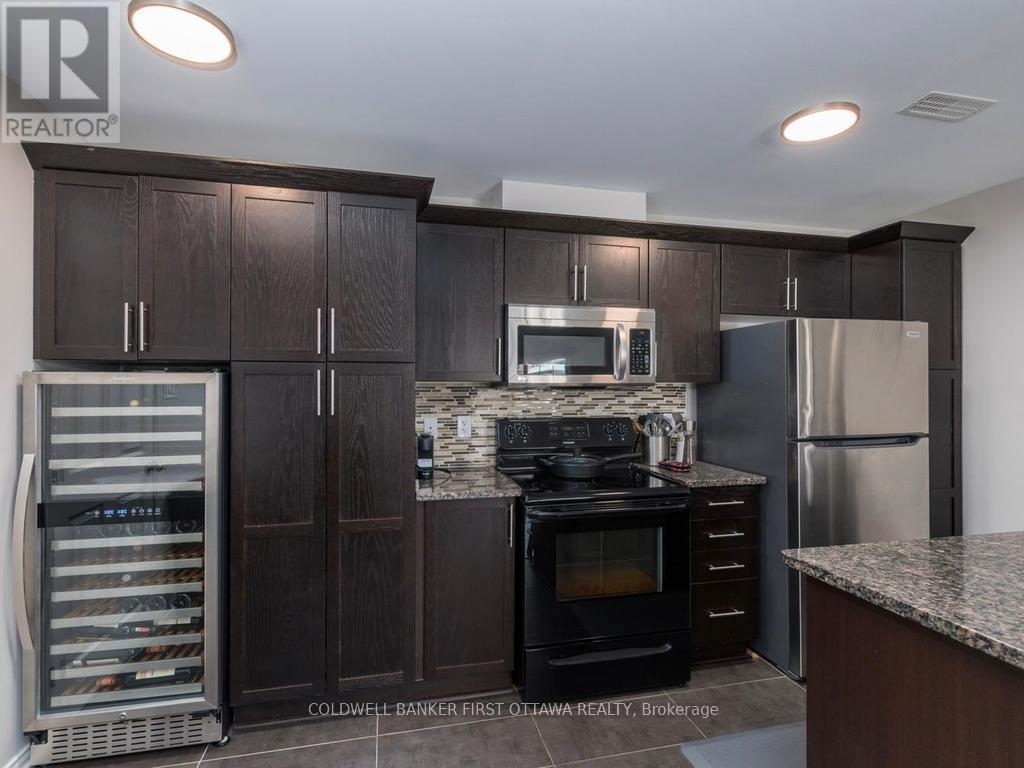 2 Bed, 2 Bath House for Sale in Ottawa – E – 100 ARTESA PRIVATE, Ottawa – MLS# X13044326 - Image 7