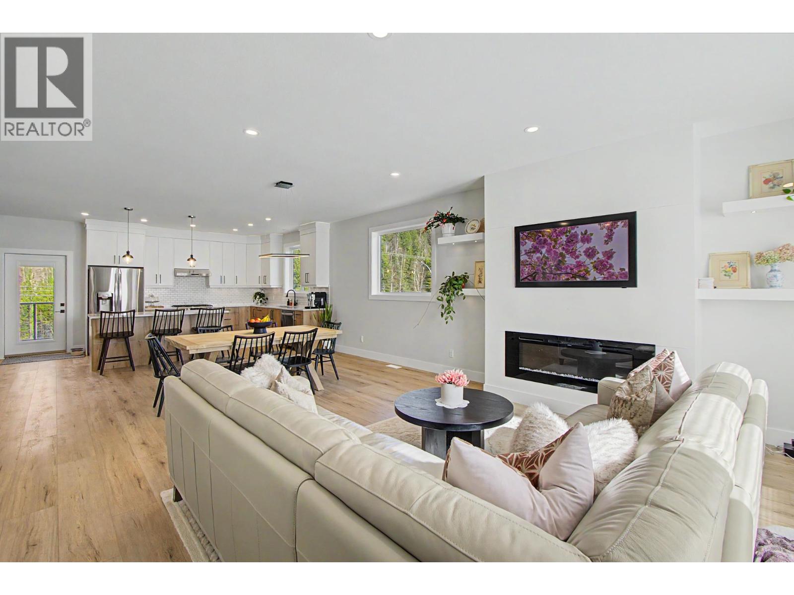 4192-4194 MEARS COURT - 13