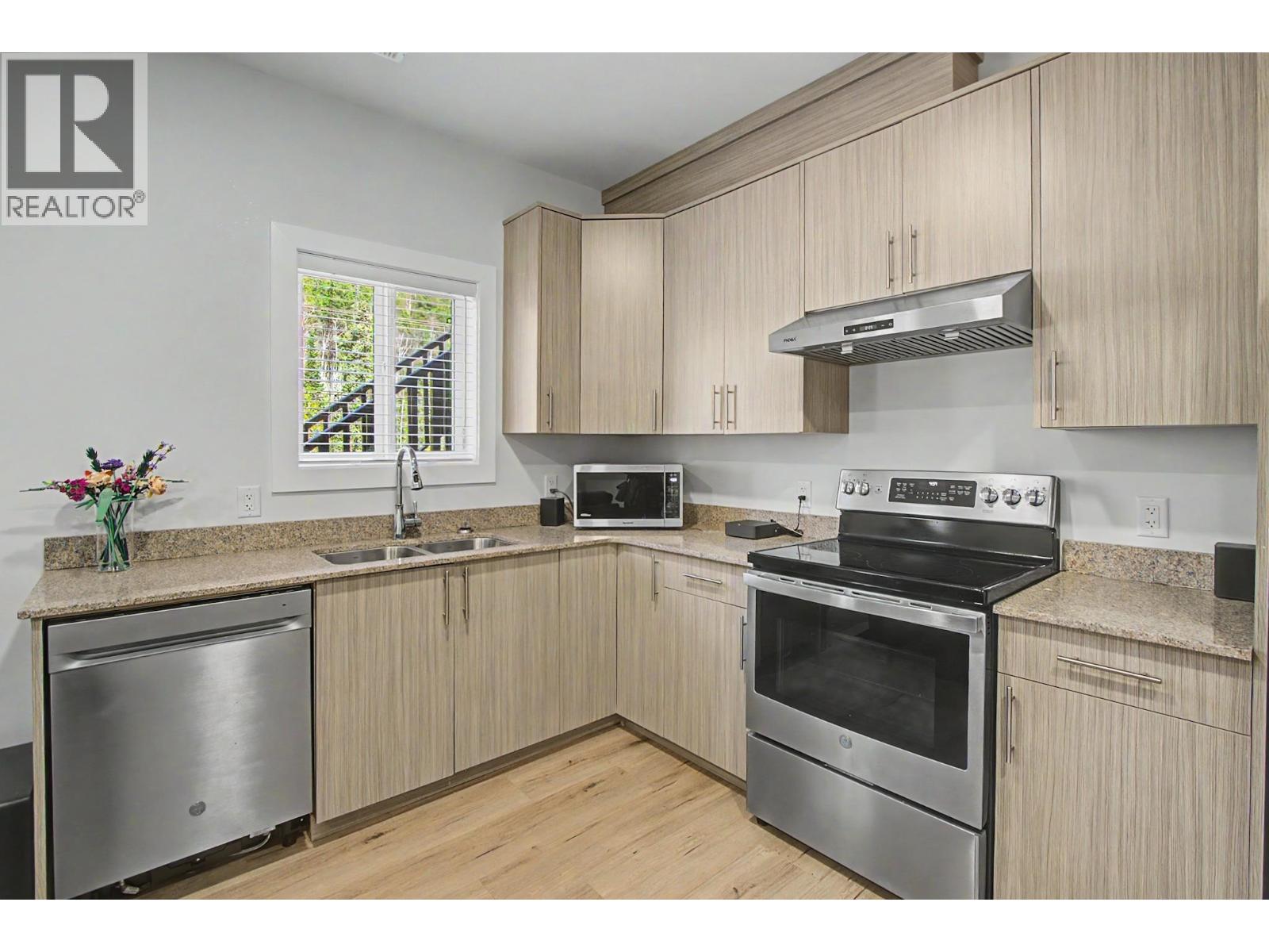 4192-4194 MEARS COURT - 23