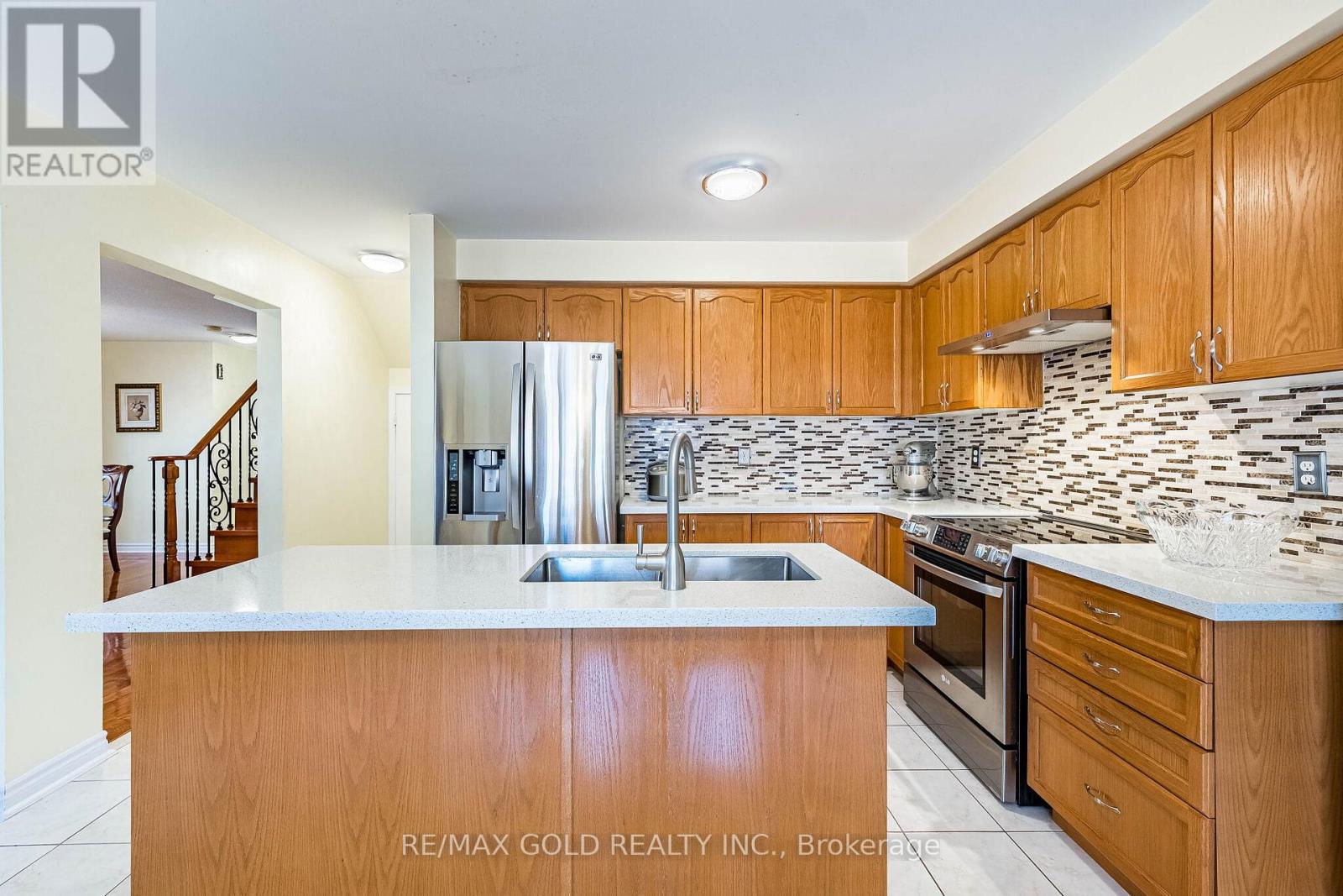 46 MCCRIMMON DRIVE - 13