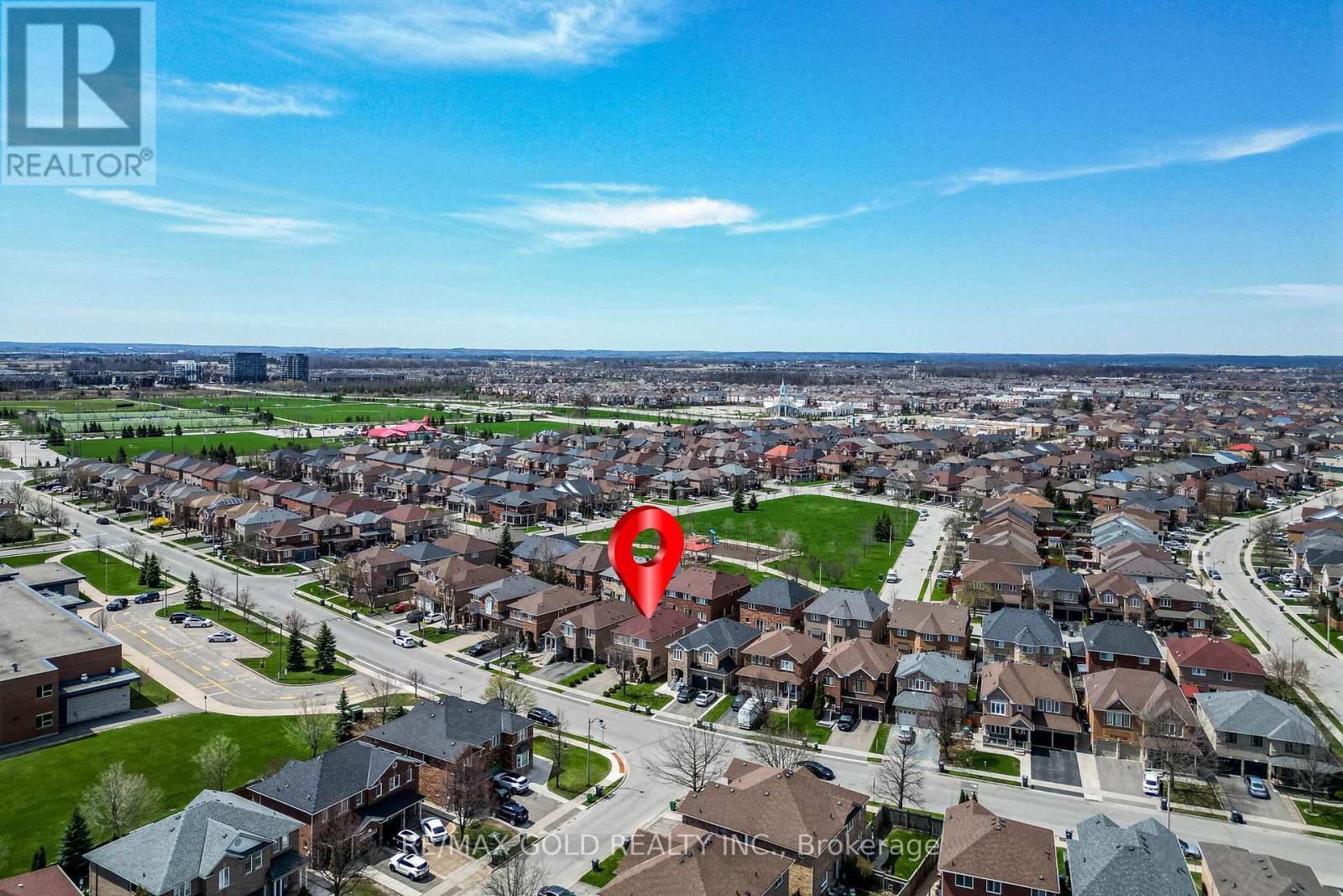 46 MCCRIMMON DRIVE - 33