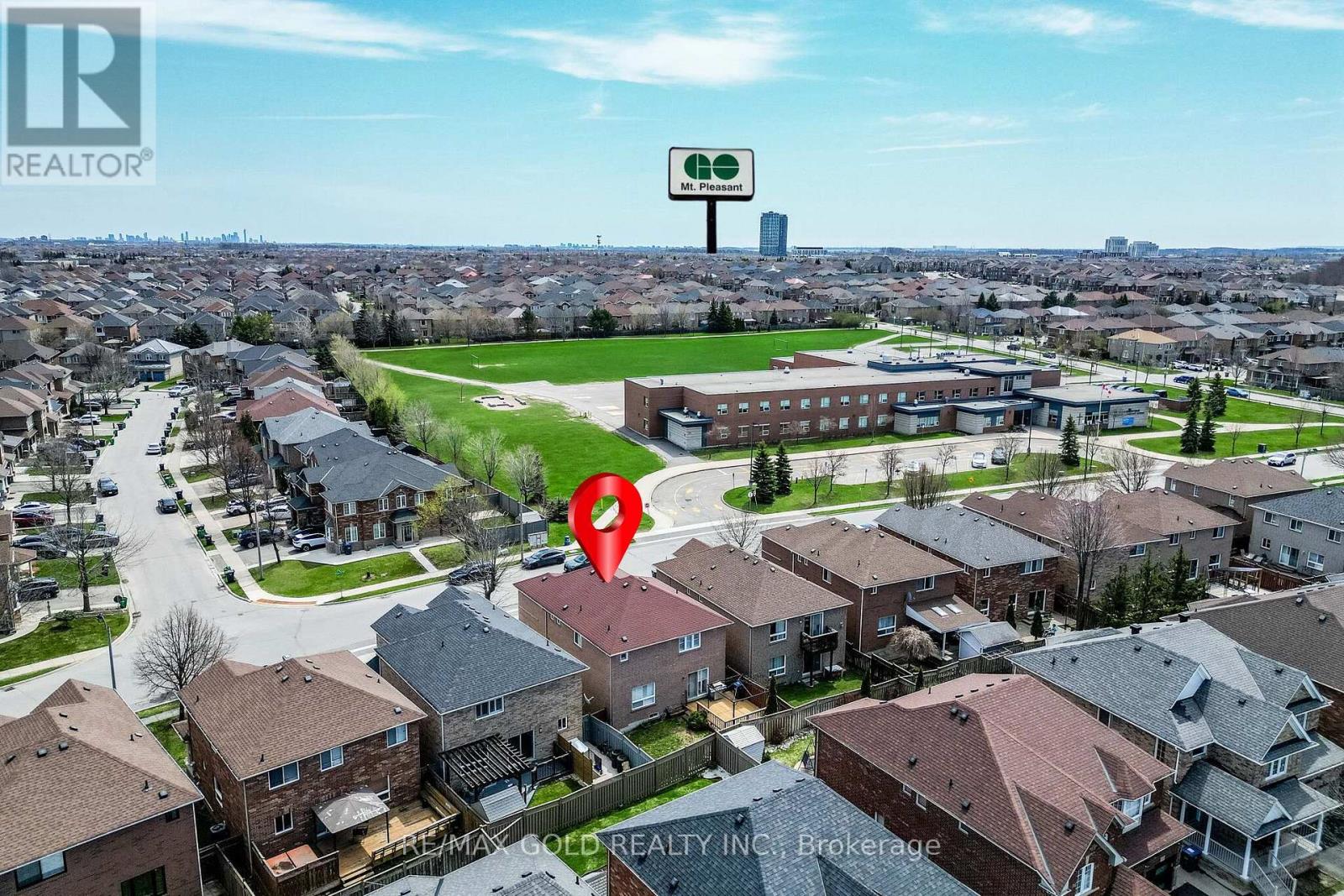 46 MCCRIMMON DRIVE - 35